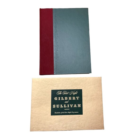 VTG THE FIRST NIGHT GILBERT AND SULLIVAN BOOK WITH PROGRAMS SLEEVE 1958 HERITAGE - Picture 2 of 7